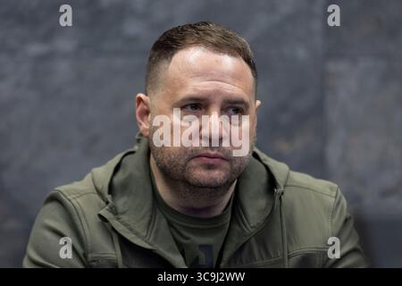 17. Januar 2023, Kiew, Ukraine: Der Stabschef des ukrainischen Präsidenten Andriy Yermak spricht über das Projekt Ukraine is You des Weltwirtschaftsforums in Davos per Videokonferenz vom Mariinskyi-Palast am 17. Januar 2023 in Kiew, Ukraine. (Bild: © Ukraine Presidency/Ukraine Presi/Planet Pix via ZUMA Press Wire) Stockfoto