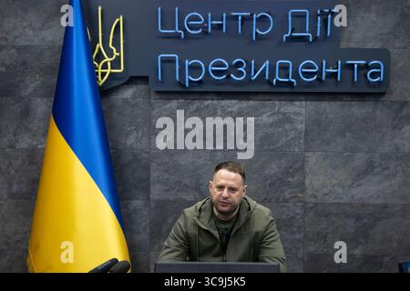 17. Januar 2023, Kiew, Ukraine: Der Stabschef des ukrainischen Präsidenten Andriy Yermak spricht über das Projekt Ukraine is You des Weltwirtschaftsforums in Davos per Videokonferenz vom Mariinskyi-Palast am 17. Januar 2023 in Kiew, Ukraine. (Bild: © Ukraine Presidency/Ukraine Presi/Planet Pix via ZUMA Press Wire) Stockfoto