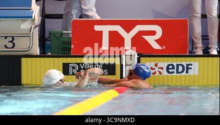 11. Juni 2023, Rennes, Bretagne, Frankreich: CHARLOTTE BONNET von Frankreich gewinnt ihre Hitze beim Schwimmen der 200-m-Medley der Frauen am 1. Tag der französischen Meisterschaft 2023 in Rennes, Frankreich (Foto: © Mickael Chavet/ZUMA Press Wire) Stockfoto