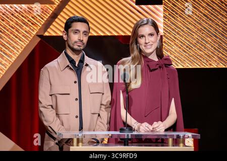 24. Januar 2023, Beverly Hills, Kalifornien, USA: Riz Ahmed und Allison Williams moderieren die Bekanntgabe der Nominierten für die 95. Annual Academy Awards, die am Dienstag, den 24. Januar 2023, verliehen wurden. (Bild: © Al Seib/AMPAS/ZUMA Wire) Stockfoto