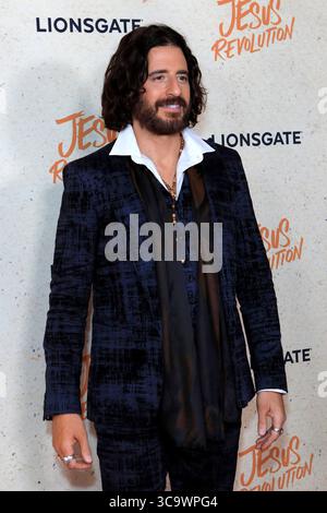 15. Februar 2023, Los Angeles, CA, USA: LOS ANGELES - 15. Dezember: Jonathan Roumie bei der Jesus Revolution Los Angeles Premiere im TCL Chinese Theater am 15. Februar 2023 in Los Angeles, CA (Credit Image: © Kathy Hutchins via ZUMA Press Wire) Stockfoto