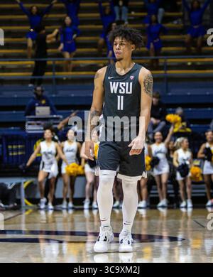 25. Februar 2023 Berkeley, CA USA Washington State Stürmer Rodman (11) auf dem Spielfeld während des NCAA Men's Basketball Spiels zwischen Washington State Cougars und den California Golden Bears. Washington State besiegte Kalifornien 63-57 im Haas Pavilion Berkeley Kalifornien Thurman James/CSM (Foto: © Thurman James/CSM via ZUMA Press Wire) Stockfoto