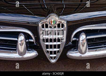 14. September 2022, Moab, Utah, USA: Detail eines in Italien gebauten Alfa Romeo Giulietta Spyder Veloce Sportwagens aus dem Jahr 1957 bei der Colorado Grand Road Rallye. (Kreditbild: © Jon G. Fuller / Vwpics/VW Pics via ZUMA Press Wire) Stockfoto