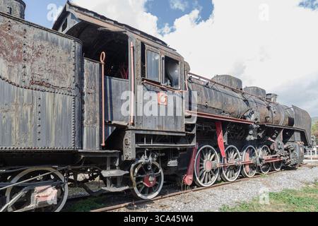 Der alte Dampflokomotivzug am Bahnhof Aziziye in der Türkei Stockfoto
