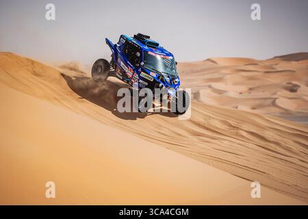 14. Januar 2023, Saudi-Arabien: Ignacio Casale (CHL) von X-RAID YAMAHA unterstützte Teamrennen während der 13. Etappe der Rallye Dakar2023 von Shaybah nach Al Hofuf.(Bild: © Red Bull Media/ZUMA Press Wire Service/ZUMAPRESS.com) Stockfoto