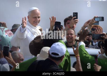 Tor Vergata, Rom, Italien. August 2025. ROM, ITALIEN - 3. AUGUST: Papst Leo XIV. Führt am 3. August 2025 die Abschlussmesse des Jubeljahres in Tor Vergata, Rom, Italien. Quelle: dpa/Alamy Live News Stockfoto