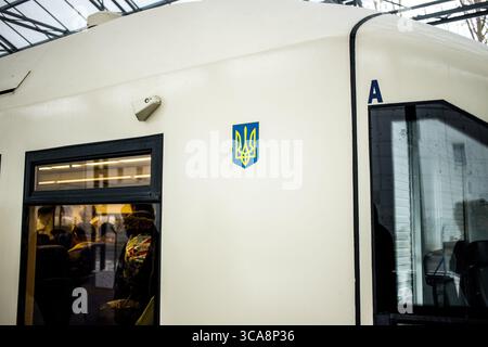 26. Februar 2019 - Kiew, Kiew, Ukraine - neuer Hochgeschwindigkeitszug zwischen Kiew Boryspil Flughafen und Kiew Stadt in der Ukraine. (Bild: © Sadak Souici/ZUMA Press Wire) Stockfoto