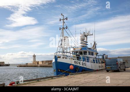Fischerboot, Chloe Ella, BCK 215, in Buckie Harbour, Moray, Schottland, Großbritannien. Stockfoto