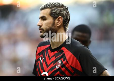 19. September 2023, Mailand, LOMBARDEZ, Italien: THEO HERNANDEZ Nr. 19 des Teams AC MAILAND während des Gruppenspiels der UEFA Champions League zwischen AC Mailand und Newcastle United am Dienstag, den 19. September 2023 im Stadio San Siro, Italien (Foto: © Mickael Chavet/ZUMA Press Wire) Stockfoto