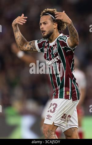 Rio De Janeiro, Brasilien. August 2025. RIO DE JANEIRO, BRASILIEN - 06. AUGUST: GUGA of Fluminense Gesten während des Spiels zwischen Fluminense und Internacional als Teil der Copa do Brasil 2025 im Maracana Stadium am 06. August 2025 in Rio de Janeiro, Brasilien. Quelle: Ruano Carneiro/Alamy Live News Stockfoto