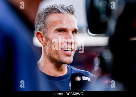 Cheftrainer Robin van Persie von Feyenoord sieht bei der UEFA Champions League, der 3. Qualifikationsrunde und dem 2. Leg-Spiel zwischen Feyenoord und Fenerbah an Stockfoto