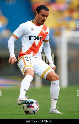 22. Oktober 2023, LAS PALMAS DE GRAN CANARIA, LAS PALMAS, SPANIEN: Raul de Tomas von Rayo Vallecano in Aktion während der spanischen Liga La Liga EA Sports, Fußballspiel zwischen UD Las Palmas und Rayo Vallecano am 22. Oktober 2023 im Estadio Gran Canaria in Las Palmas de Gran Canaria, Spanien. (Foto: © Gabriel Jimenez Lorenzo/AFP7 via ZUMA Press Wire) Stockfoto