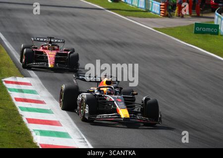Juli 2023, Monza, MB, Italien: Max Verstappen (NED) Redbull Racing RB19..während des Rennens am Sonntag, 3. September 2023 FORMEL 1 PIRELLI GRAN PREMIO dÂ€™ITALIA 2023 - 1. September bis 3. September Monza, MB, ITALIEN (Kreditbild: © Alessio de Marco/ZUMA Press Wire) Stockfoto