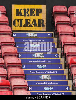 Walsall, Großbritannien. August 2025. Treppen während des Vorsaison-Freundschaftsspiels zwischen Aston Villa FC und AC Roma, das Vorsaison-Freundschaftsspiel, wurde am 6. August 2025 im Bescot Stadium in Walsall, England, ausgetragen. (Foto: Bagu Blanco/PRESSIN) Credit: PRESSINPHOTO SPORTS AGENCY/Alamy Live News Stockfoto