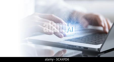 Nahaufnahme der Hände eines Geschäftsmannes, die an einem Laptop arbeiten und mit einem Stift interagieren, um mit einem digitalen Hologramm zu interagieren. Das Konzept der künstlichen Intelligenz-Integrat Stockfoto