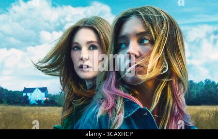 ECHO VALLEY 2025 Apple TV+ Film mit Julianne Moore links und Sydney Sweeney Stockfoto