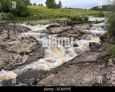 Nautelankoski Stromschnellen in Turku, Finnland. Stockfoto