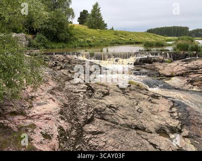 Nautelankoski Stromschnellen in Turku, Finnland. Stockfoto