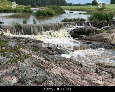 Nautelankoski Stromschnellen in Turku, Finnland. Stockfoto