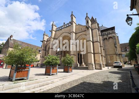 Basilika Notre-Dame de Beaune, romanische Basilika, Stadt Beaune, Departement Côte d'Or, Frankreich Stockfoto