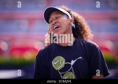 Naomi Osaka aus Japan reagiert während eines Trainings vor ihrem Spiel gegen Victoria Mboko aus Kanada während des National Bank Open Finales in Stade IGA am 7. August 2025 in Montreal. Foto: Mathieu Belanger/AFLO) Stockfoto