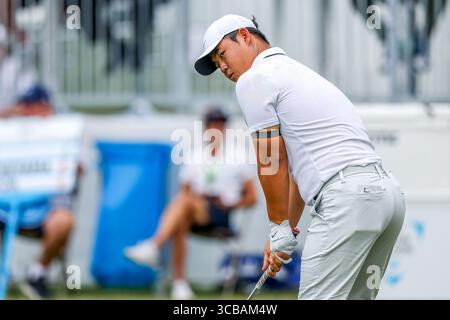 12. Mai 2023: Tom Kim bereitet sich darauf vor, seinen Abschlag auf dem 7. Loch während der zweiten Runde des AT&T Byron Nelson Golfturniers auf der TPC Craig Ranch in McKinney, TX, zu treffen. Graues Siegel/CSM (Foto: © graues Siegel/CSM via ZUMA Press Wire) Stockfoto