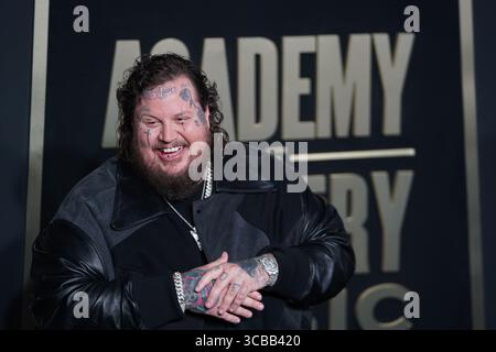 11. Mai 2023, Dallas, Texas, USA: Jelly Roll posiert für die Fotografen beim Red Carpet der 58. Academy of Country Music Awards im Ford Center at the Star in Frisco, Texas am Donnerstag, den 11. Mai 2023. (Foto: © Javier Vicencio/ZUMA Press Wire) Stockfoto