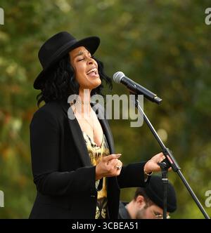 2. November 2023, St. Helena, CA, USA: Jordin Sparks tritt am 2. November 2023 in St. Helena, Kalifornien, während des 2. Tages von Live in the Vineyard auf der Charles Krug Winery auf. (Bild: © Casey Flanigan/imageSPACE via ZUMA Press Wire) Stockfoto