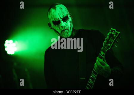 Jaromer, Tschechische Republik. August 2025. Die norwegische Black Metal Band Mayhem beim 28. Brutal Assault Extreme Music Festival in der Festung Josefov bei Jaromer, Bezirk Nachod, Region Hradec Kralove, Tschechische Republik, 8. August, 2025. Quelle: David Tanecek/CTK Photo/Alamy Live News Stockfoto