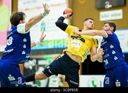 Moessingen, Deutschland. August 2025. Sebastian Heymann (Rhein Neckar Loewen, #13), HBW Balingen Weilstetten vs. Rhein Neckar Loewen, Handball, Testspiel, Saison 2025, 08.08.2025 Foto: Eibner-Pressefoto/Andreas Ulmer Credit: dpa/Alamy Live News Stockfoto