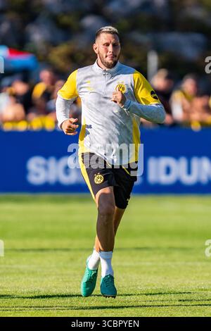 Trainingslager in Borussia Dortmund in Saalfelden Niklas Suele (Borussia Dortmund, #25) Credit: dpa Picture Alliance/Alamy Live News Stockfoto