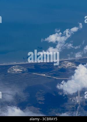 Luftaufnahme der Startflächen des Kennedy Space Center in Florida, USA Stockfoto