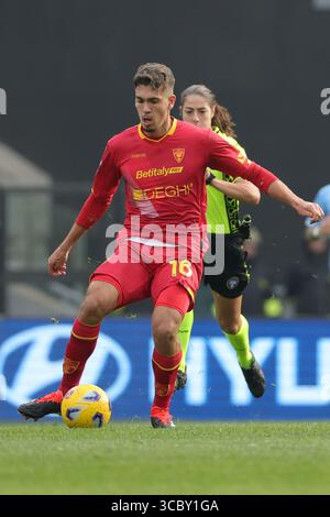 Neapel, Italien. Januar 2024. Foto Alessandro Garofalo/LaPresse 14 gennaio 2024 Roma, Italia Sport calcio Lazio vs Lecce - Campionato di calcio Serie A TIM 2023/2024 - stadio Olimpico Nella Foto: Joan Gonzalez (US Lecce) 14. Januar 2024 Rom, Italien Sport Fußball Latium vs Lecce - italienische Fußballmeisterschaft Liga A TIM 2023/2024 - Olympiastadion. Im Bild: Joan Gonzalez (US Lecce) Credit: LaPresse/Alamy Live News Stockfoto