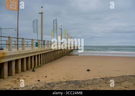 Durban Strandpromenade neuer Pier im Indischen Ozean Südafrika Stockfoto