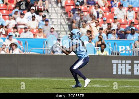 Toronto, Ontario, Kanada. August 2025. Toronto Argonauts Wide Receiver Janarion Grant #3 gibt den Kick in der ersten Halbzeit während des CFL-Fußballspiels 2025 in Woche 10 auf dem BMO Field zurück. Am 9. August 2025 in Toronto, Kanada. (Kreditbild: © Leonardo Ramirez/eyepix via ZUMA Press Wire) NUR REDAKTIONELLE VERWENDUNG! Nicht für kommerzielle ZWECKE! Stockfoto