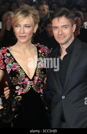 17. Oktober 2015: Cate Blanchett und Topher Grace nehmen an der „Truth“-Vorführung des BFI London Film Festival im Odeon, Leicester Square in London, Großbritannien, Teil. Stockfoto