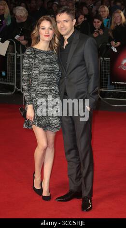 17. Oktober 2015: Ashley Hinshaw und Topher Grace nehmen an der „Truth“-Vorführung des BFI London Film Festival im Odeon, Leicester Square in London, Großbritannien, Teil. Stockfoto