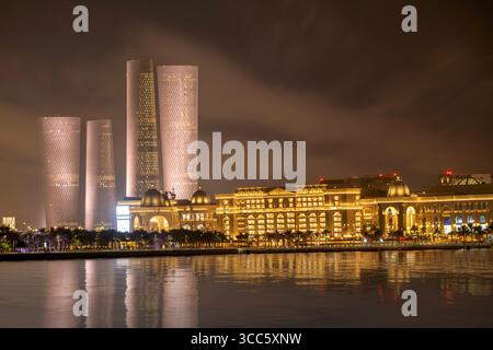 Lusail City, Katar - 07. August 2025 - Foto von Lusail Plaza, Lusail Boulevard. Place Vendome Mall Lusail Qatar Stockfoto