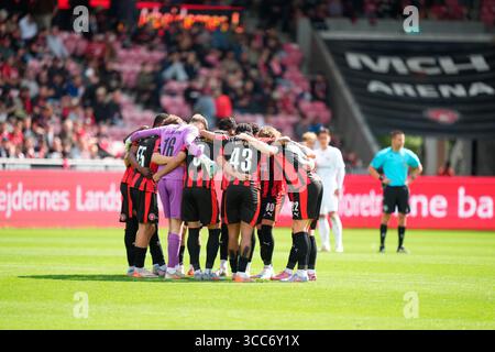 Herning, Dänemark. August 2025. Superligakampen mellem FC Midtjylland og FC Fredericia paa MCH Arena i Herning soendag den 10. august 2025. Quelle: Ritzau/Alamy Live News Stockfoto