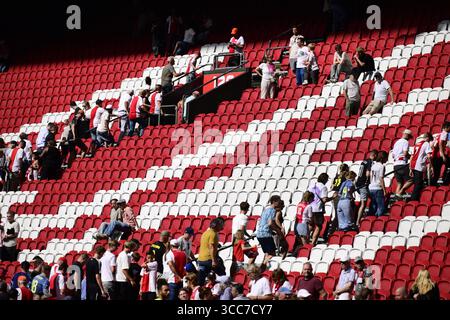 AMSTERDAM: Nach dem niederländischen Eredivisie-Spiel zwischen Ajax Amsterdam und Telstar reist die Zuschauer am 10. August 2025 in die Johan Cruijff Arena in Amsterdam. ANP OLAF KRAAK Stockfoto