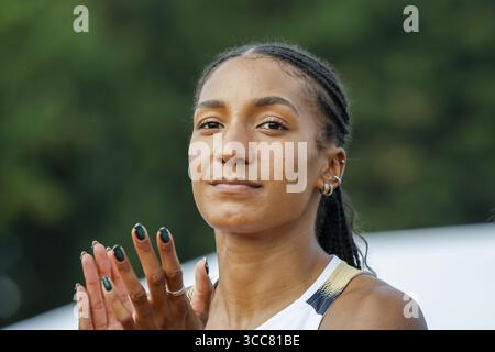 Sint Niklaas, Belgien. August 2025. Der belgische Athlet Nafissatou „Nafi“ Thiam wurde während des belgischen Nafissatou Nafi Thiam während des Speerwerperfestivals in Sint-Niklaas am Sonntag, den 10. August 2025, aufgenommen. BELGA FOTO NICOLAS MAETERLINCK Credit: Belga News Agency/Alamy Live News Stockfoto