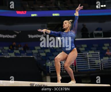 8. August 2025: Reese Esponda tritt am 1. Senior Woman's Day der Xfinity U.S. Gymnastics Championships 2025 im Smoothie King Center in New Orleans, LA, an. Kyle Okita/CSM (Bild: © Kyle Okita/Cal Sport Media) Stockfoto