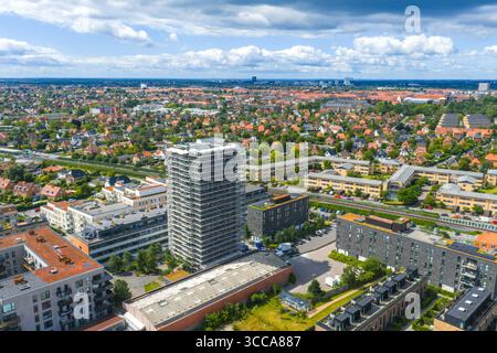 Blick aus der Vogelperspektive auf Kopenhagen mit Hochhaus im Bau Stockfoto