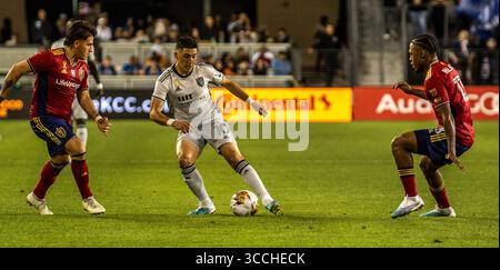16. September 2023 San Jose, CA USA San Jose Stürmer Cristian Espinoza (10) tritt während des MLS-Spiels zwischen Real Salt Lake und San Jose Earthquakes den Ball in die Höhe. San Jose Beat Salt Lake 2-1 im PayPal Park San Jose Kalifornien Thurman James/CSM (Foto: © Thurman James/CSM via ZUMA Press Wire) Stockfoto
