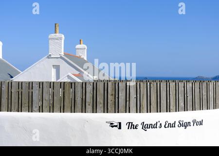 09. August 2025 - Lands End, Cornwall, Großbritannien - Lands End, Cornwall, der westlichste Punkt Großbritanniens. Stockfoto