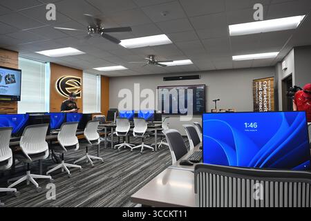 19. Januar 2024, Emporia, Kansas, USA: Innenansicht des neuen Cybersecurity Research + Outreach Centers an der Emporia State University (Bild: © Mark Reinstein/ZUMA Press Wire) Stockfoto