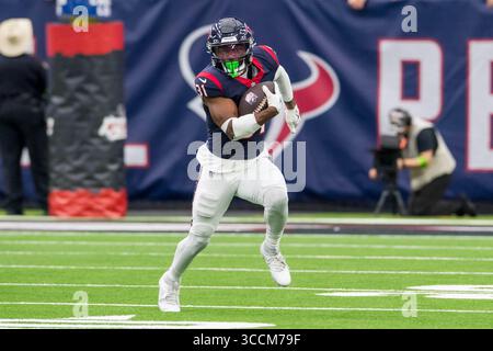 3. Dezember 2023: Houston Texans Running Back Dameon Pierce (31) trägt den Ball während eines Spiels zwischen den Denver Broncos und den Houston Texans in Houston, Texas. ..Trask Smith/CSM (Foto: © Trask Smith/CSM via ZUMA Press Wire) Stockfoto