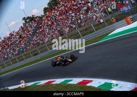 Juli 2023, Monza, MB, Italien: Max Verstappen (NED) Redbull Racing RB19..während der Qualifikation am Samstag, 2. September 2023 FORMEL 1 PIRELLI GRAN PREMIO dÂ€™ITALIA 2023 - 1. September bis 3. September Monza, MB, ITALIEN (Kreditbild: © Alessio de Marco/ZUMA Press Wire) Stockfoto