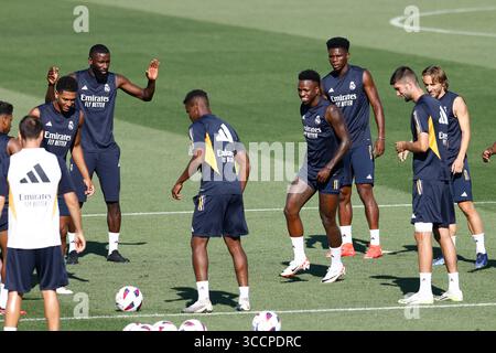 18. August 2023, VALDEBAS, MADRID, SPANIEN: Vinicius Junior während des Trainingstages von Real Madrid am 18. August 2023 im Ciudad Deportiva Real Madrid in Valdebebas, Madrid, Spanien. (Kreditbild: © Oscar J. Barroso/AFP7 via ZUMA Press Wire) Stockfoto