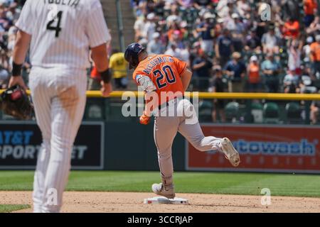 19. Juli 2023 Chas McCormick (6) trifft einen homer während des Spiels mit Houston Astros und Colorado Rockies im Coors Field in Denver Co. David Seelig/Cal Sport Medi (Bild: © David Seelig / Cal Sport Media/CSM via ZUMA Press Wire) Stockfoto